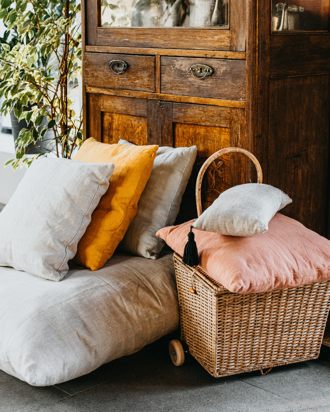 Decor with Pillows